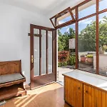 2 Bedroom Gorgeous In Mucici